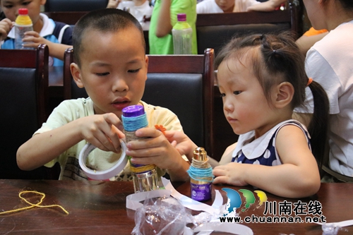 莲花池街道羊大山社区:“变废为宝、绿色分享”,开展孩子们暑期环保活动(图2) 莲花池街道羊大山社区:“变废为宝、绿色分享”,开展孩子们暑期环保活动(图2)