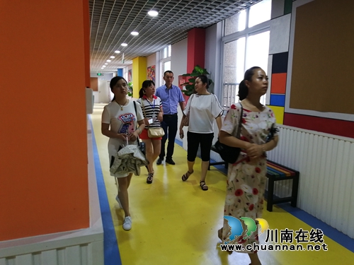 江阳区教育局开展2018年暑期校外培训机构专项督查(图3) 江阳区教育局开展2018年暑期校外培训机构专项督查(图3)