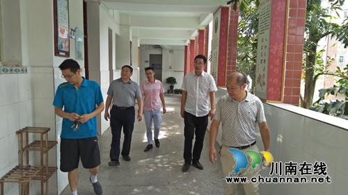 泸县潮河镇组织开展暑期学校安全大检查(图2)