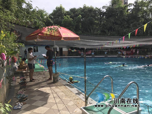 江阳区华阳街道龙驰社区开展游泳池安全专项检查(图2)