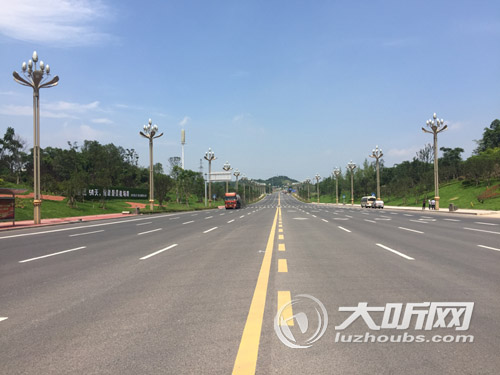 双向8车道&nbsp;泸州最美机场路本月投用(图1)