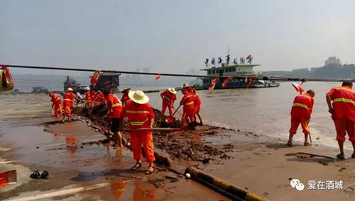 泸州市第二届“为马路天使送清凉”公益倡议书(图1)