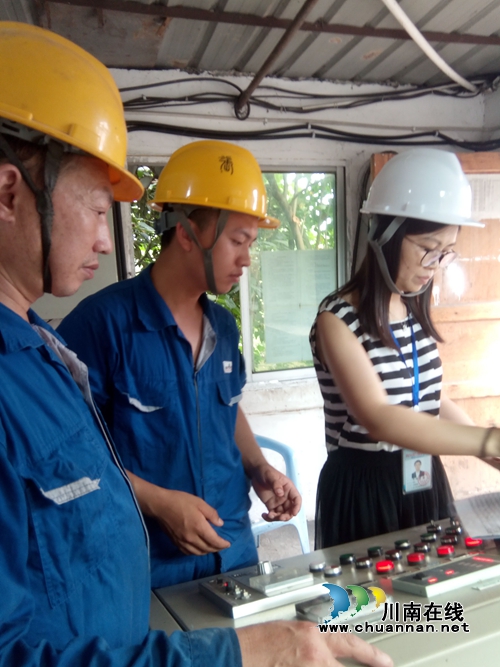 泸县云锦监管所开展特种设备专项检查(图1)