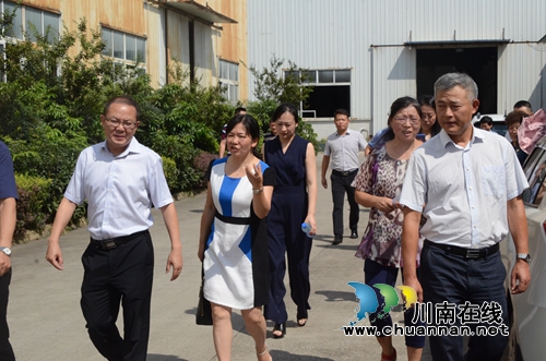 刘云到龙马潭区调研工会工作(图2)