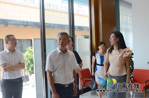 刘云到龙马潭区调研工会工作(图4)