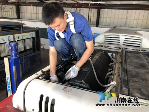 泸州城区清凉出行!每分钟就有空调公交车经过(图3) 泸州城区清凉出行!每分钟就有空调公交车经过(图3)