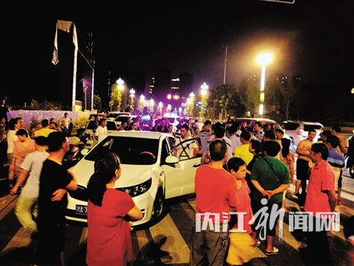 内江：大爷买西瓜骂老板&nbsp;双方“火”大干架(图1)