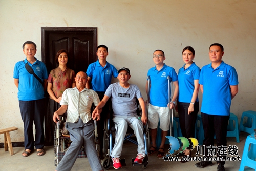 泸州：小伙生活坎坷&nbsp;一条微信引发“爱心潮”(图2)