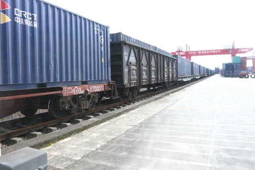 真抓实干谋发展&nbsp;顺利实现双过半(图5)