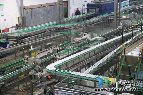 泸州长开区：经济可圈可点&nbsp;&nbsp;产业稳中向好(图3)