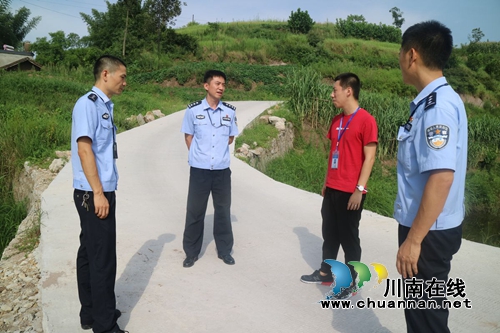 泸县公安局基层派出所开展汛期道路交通安全隐患排查(图2)