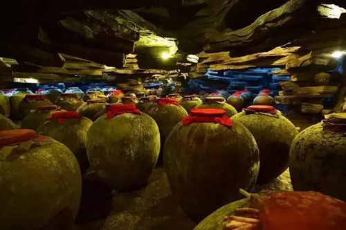 媒体看沈酒：沈香火暖茱萸烟&nbsp;酒觥绾带新承欢(图4)