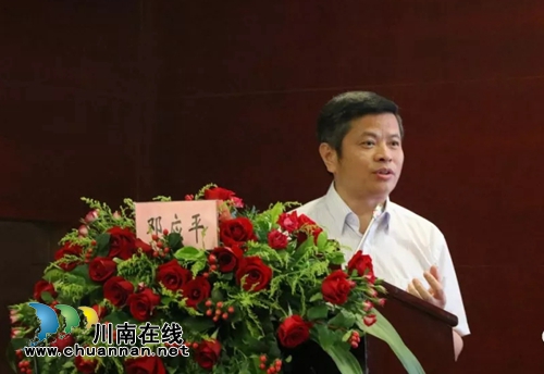 大咖云集、大智汇聚 眼科四大盛会在泸州召开(图8) 大咖云集、大智汇聚 眼科四大盛会在泸州召开(图8)