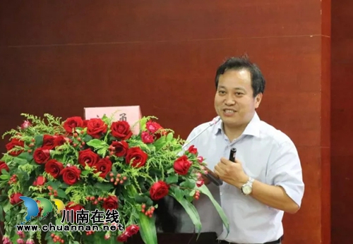 大咖云集、大智汇聚 眼科四大盛会在泸州召开(图14) 大咖云集、大智汇聚 眼科四大盛会在泸州召开(图14)