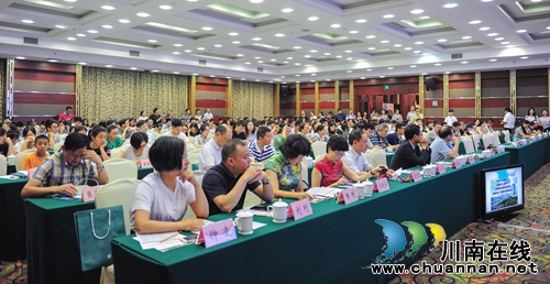 大咖云集、大智汇聚 眼科四大盛会在泸州召开(图18) 大咖云集、大智汇聚 眼科四大盛会在泸州召开(图18)