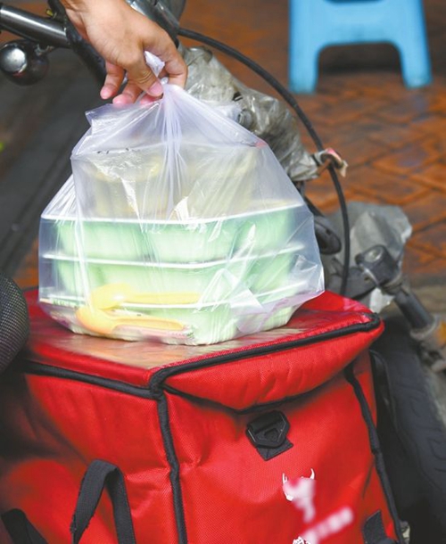 清外卖垃圾以净生态&nbsp;留绿水青山以荫后人(图4)