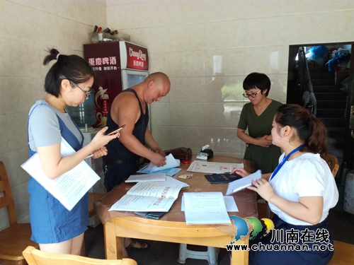 泸县潮河镇组织开展酒类作坊环保问题督查整改“回头看”(图2)