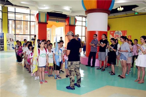 第三届泸州向日葵法治夏令营在星期8小镇开营(图4) 第三届泸州向日葵法治夏令营在星期8小镇开营(图4)