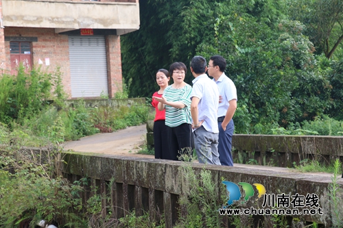 陈佳到潮河镇走访慰问干部群众并督查安全及河长制工作(图3)