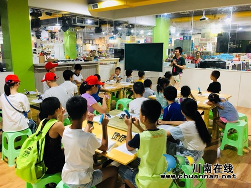 龙马潭区莲花池街道宏达社区：党建引领暑期活动&nbsp;“神奇3D伴我成长”(图1)