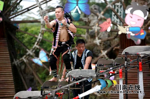 第十届古蔺箭竹苗家风情节在大黑洞风景区盛大开幕(图10)