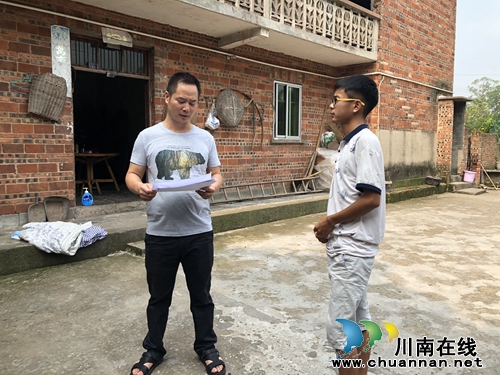 泸县百和镇开展脱贫攻坚预评估短板整改检查工作(图1)