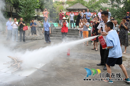 龙马潭区羊大山社区：安全从娃娃抓起(图1)