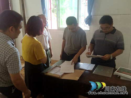 泸州市民宗局到太伏镇调研民族宗教工作(图1)