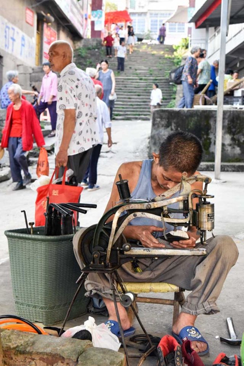 “周三娃”重操旧业(图4) “周三娃”重操旧业(图4)