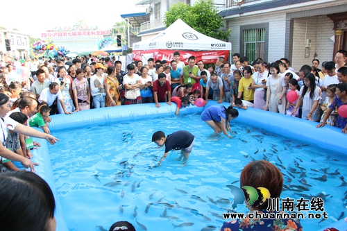 绿海潮河·龙眼飘香 泸县潮河举行第七届龙眼节(图7) 绿海潮河·龙眼飘香 泸县潮河举行第七届龙眼节(图7)