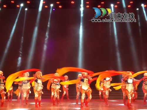 泸州十八中选送节目分获戏剧类、舞蹈类省级一等奖(图1)