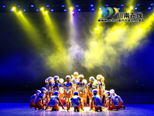 泸州十八中选送节目分获戏剧类、舞蹈类省级一等奖(图2)