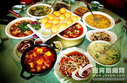 以豆腐美食为核心&nbsp;宜宾高县加快小城镇建设(图2)