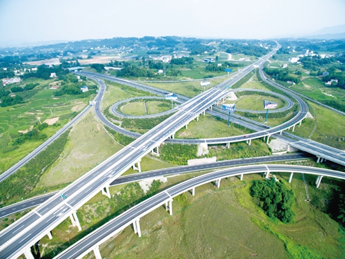 推进枢纽建设&nbsp;完善泸州立体交通网(图2)