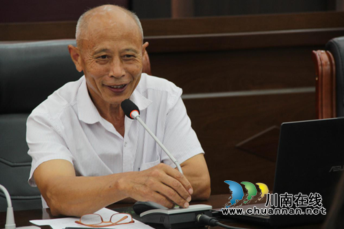 泸县建校顺利开展新教师入职培训活动(图2)