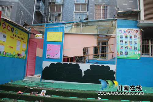 古蔺县住建局:拆除违法建设 整治小区“毒瘤”(图7) 古蔺县住建局:拆除违法建设 整治小区“毒瘤”(图7)