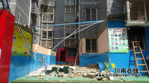 古蔺县住建局:拆除违法建设 整治小区“毒瘤”(图8) 古蔺县住建局:拆除违法建设 整治小区“毒瘤”(图8)