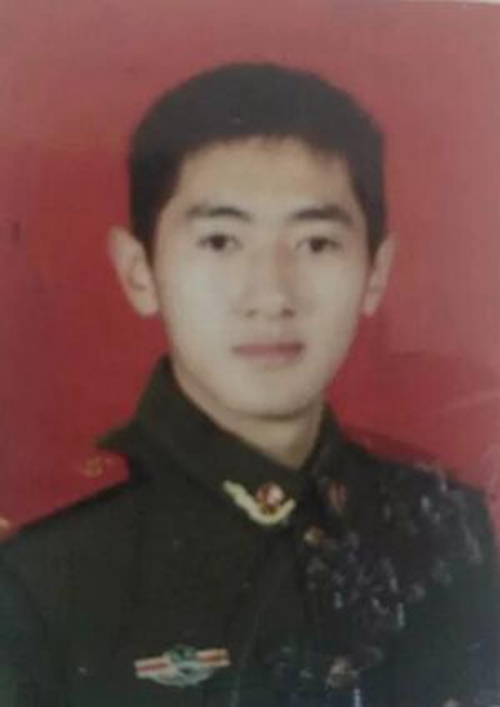 点赞！龙马潭公安分局辅警江中营救遇险小孩(图5)