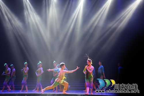 “醉美泸州.百姓舞台”泸县展演专场隆重举行(图4)