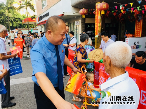 龙马潭区莲花池街道全覆盖开展扫黑除恶宣传(图2)