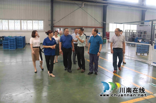 荆州政协考察调研组调研泸州高新区产业发展(图3) 荆州政协考察调研组调研泸州高新区产业发展(图3)