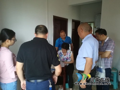 泸州市农业局到泸县开展农产品质量安全监督抽检工作(图1)