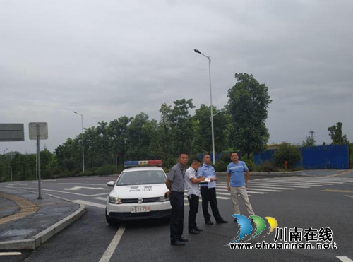 江阳区张坝街道开展交通安全隐患大排查、大整治(图1)