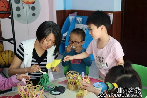 龙马潭区小市幼儿园教师&nbsp;杨国民&nbsp;工作并快乐着(图3)