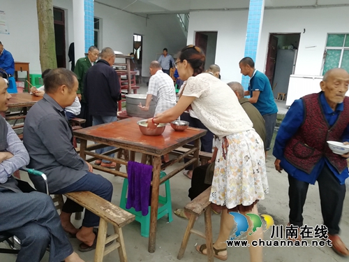 泸县百和镇开展周末志愿服务一小时行动(图7)