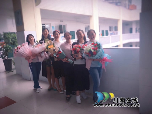 贺卡鲜花献给您！泸州十八中家校携手前行(图5)