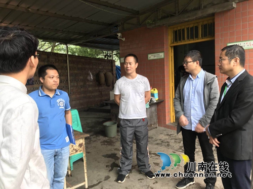 泸县百和镇开展校园安全检查工作(图2)