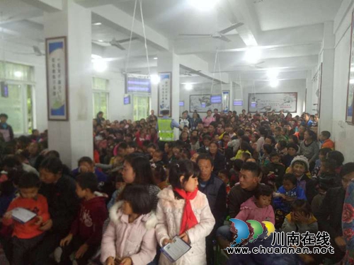 宜宾筠连交警大队持续深入学校开展交通安全宣传活动(图3)