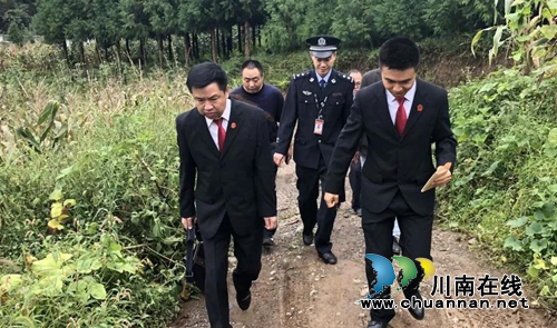 火热关注！泸州中院直播审案引1200万人围观(图14)