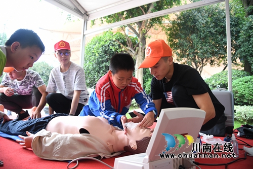 泸州：“科普盛宴”让娃娃们耍嗨了！(图8)